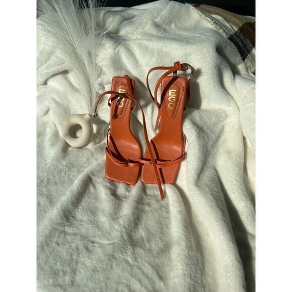Ego Orange Heels - Picture 1 of 2